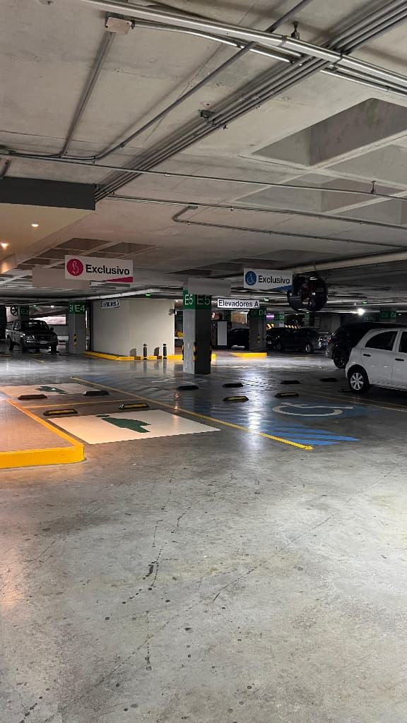 Mini-Bodega 6 m² 27efa3ff-e2f4-47d2-ad50-cd7e7eee2dc7