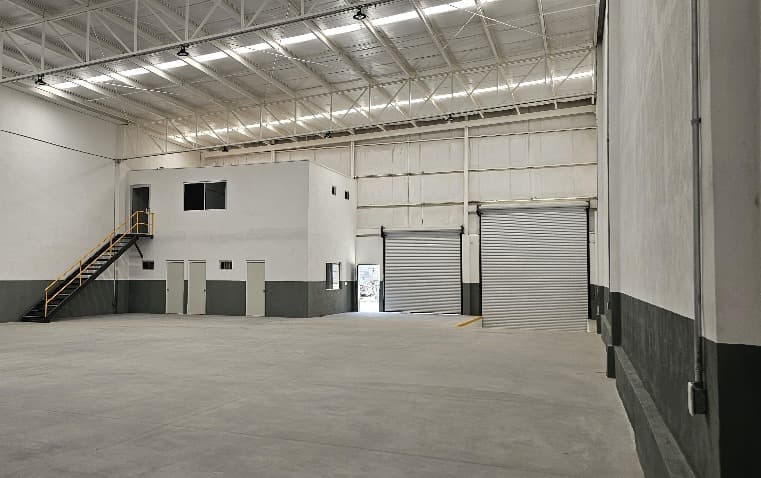 Bodega Comercial 666 m² 172bd527-b61b-461e-bb3a-7e348cb45715