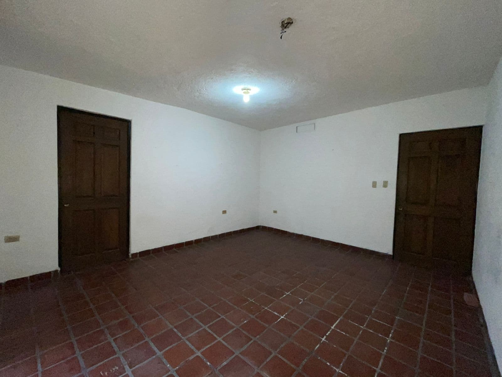 Bodega 20 m² 65b46cab-9b0c-4bec-a9f2-7ca221b92d78