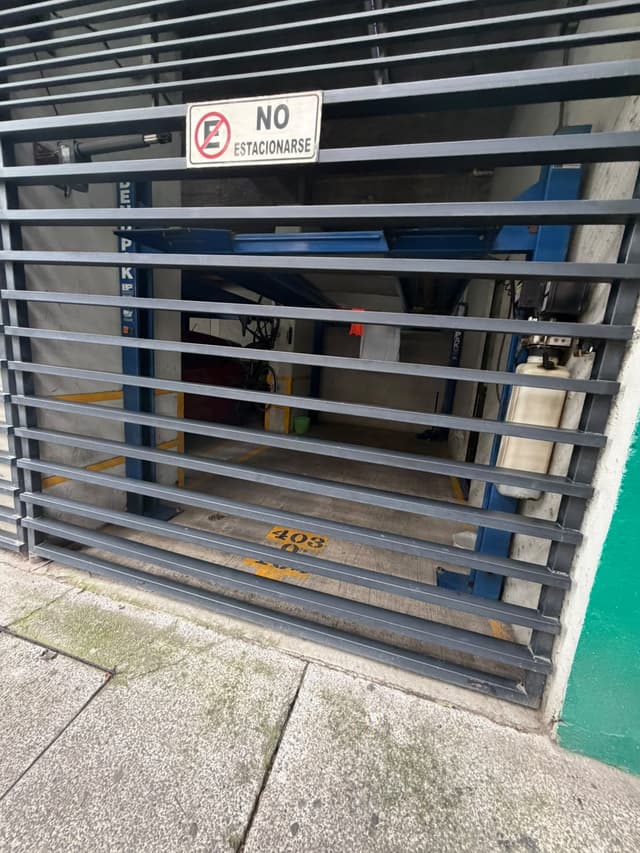Estacionamiento 13 m² be197d55-850b-4d01-8968-43f27a99c48c