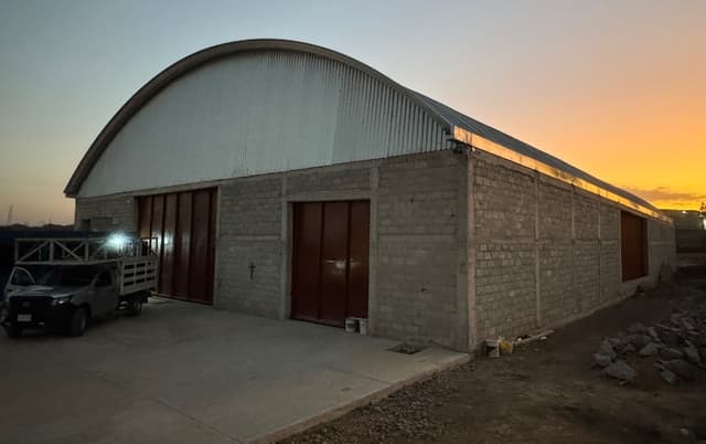 Bodega Industrial 800 m² 18e51bc6-b43d-4b03-b3df-d792646a401d