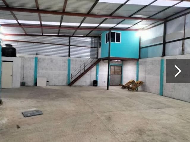 Bodega 150 m² 8eea825e-a0ce-43dc-bae5-185960e46b6b