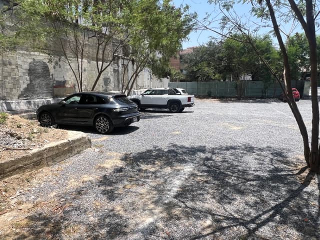 Estacionamiento 13 m² 6453daed-df00-4f64-a3ab-7903b4f6c2e0