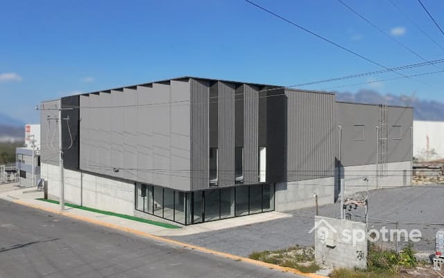 Bodega Industrial 2,048 m² c9a6360a-4d05-4ccd-83ca-a5a2cf0211da