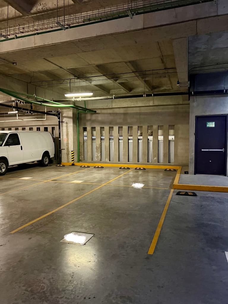 Estacionamiento 13 m² bdb82f26-41e0-4301-b74d-6bbf371383df