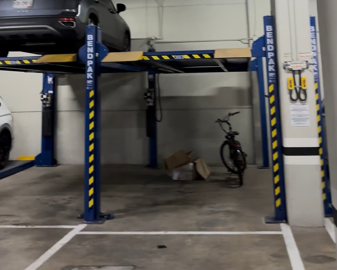 Estacionamiento 13 m² 8c80738d-ec47-41f8-a653-bed114eff13c