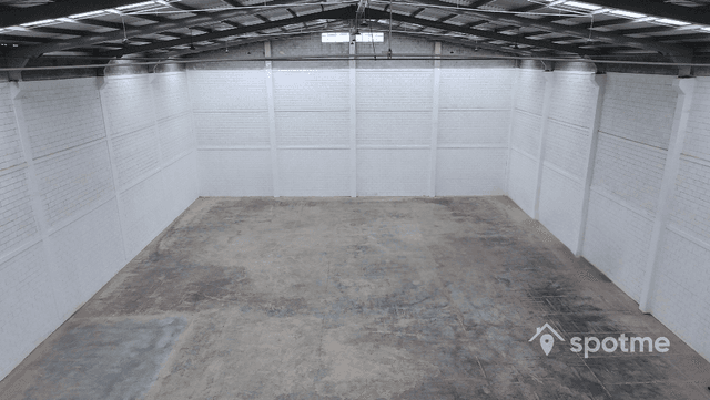 Bodega Comercial 884 m² 110b175a-c459-41ed-84d2-fe7599545c1c