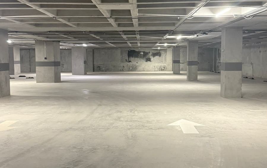 Parking 13 m² eea9c3c5-7d51-4c3f-8196-d58fe5a903ac