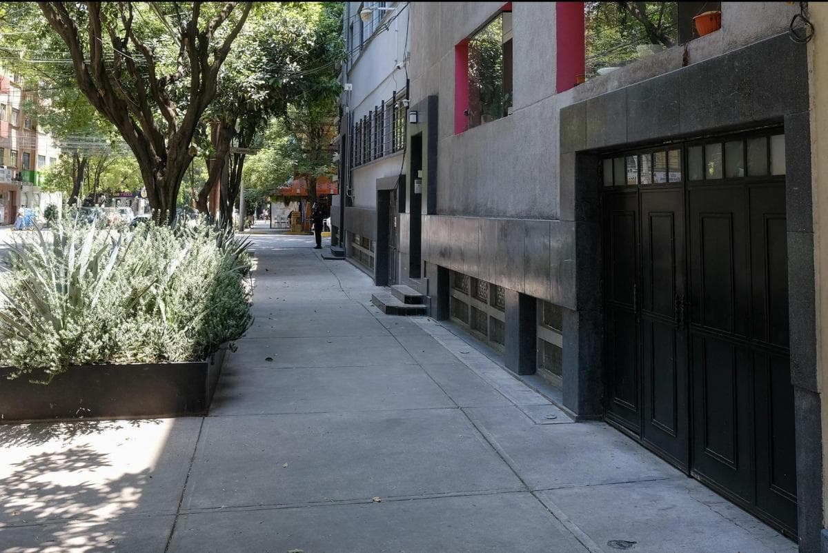 location - Photo 3