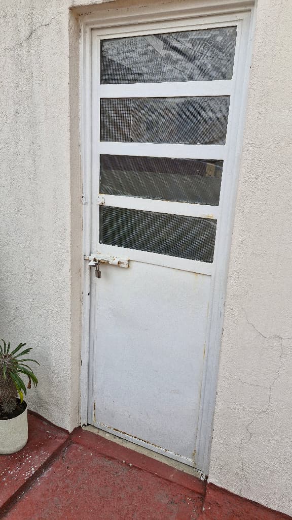 Self Storage Unit 2 m² 9edc14a3-02ba-4719-b646-0aa41a2db072