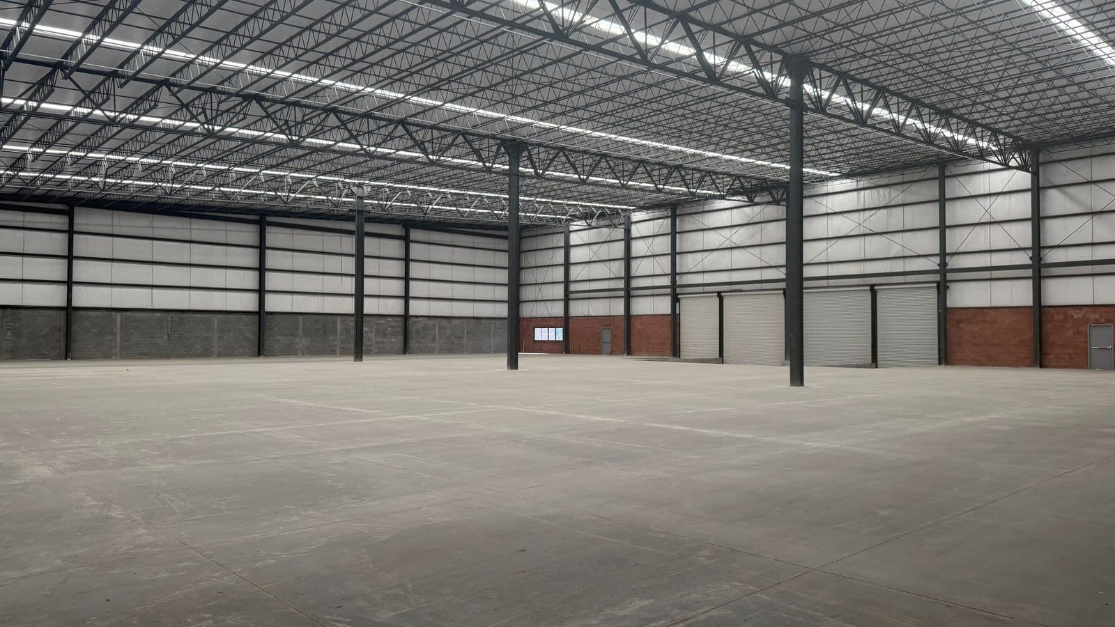 Fotografía real de un Bodega Industrial que puedes rentar con SpotMe) de forma rápida y segura, ubicado en Garcia, N.L.. - Foto 2