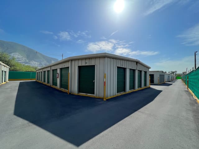 Mini-Bodega 55 m² 9c17f320-a988-4765-8f0f-941bb6e481bd