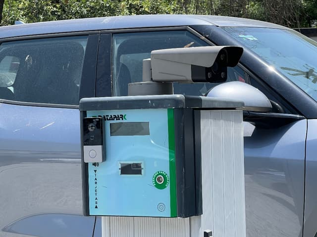 Estacionamiento 13 m² 8236f53e-5d43-4f3b-977d-65dfbe4283ea