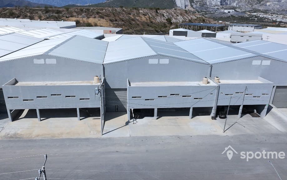 Bodega Comercial 884 m² 110b175a-c459-41ed-84d2-fe7599545c1c