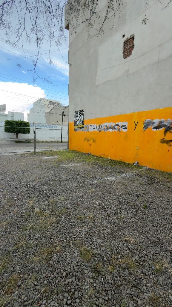 Estacionamiento 10 m² f96e1afb-8ee5-4621-b6af-2c7017f09d51