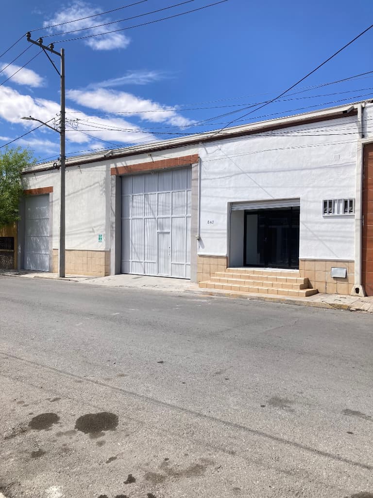 Fotografía real de un Commercial Warehouse que puedes rentar con SpotMe) de forma rápida y segura, ubicado en Saltillo, Coah.. - Foto 4