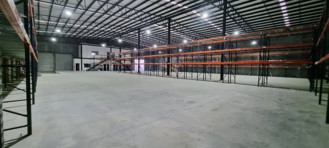 Bodega Industrial 2,748 m² cfc0257a-fdb3-4b04-a365-121e95234b0e