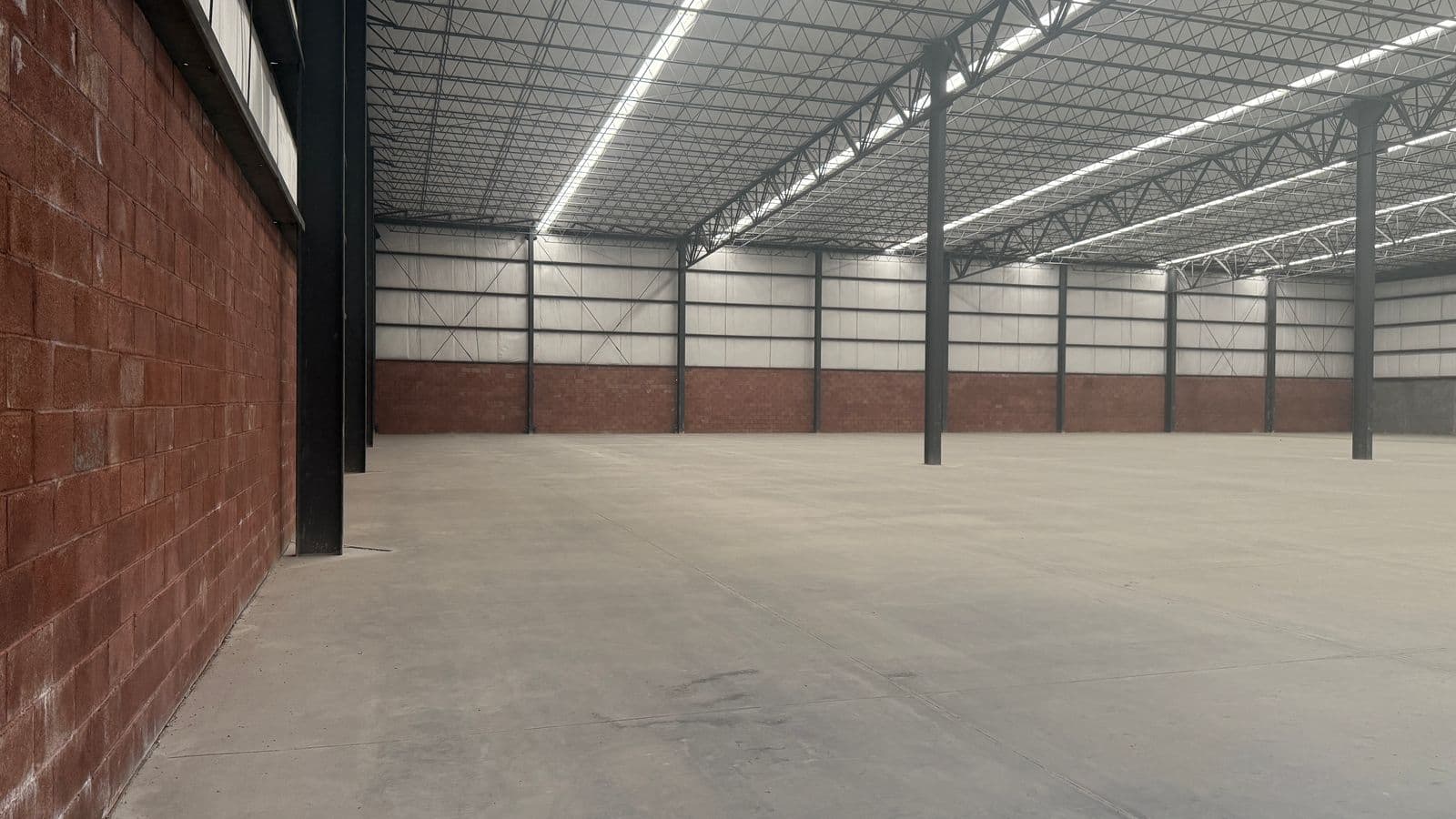 Fotografía real de un Bodega Industrial que puedes rentar con SpotMe) de forma rápida y segura, ubicado en Garcia, N.L.. - Foto 13