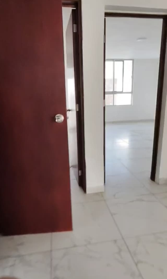 Bodega 48 m² 1e2cd1d2-4c12-4fba-af28-cb7343f3ab52