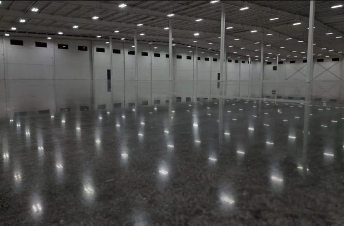 Industrial Unit 5,069 m² 4a33b358-7812-4ec1-bea0-77072a18e47e