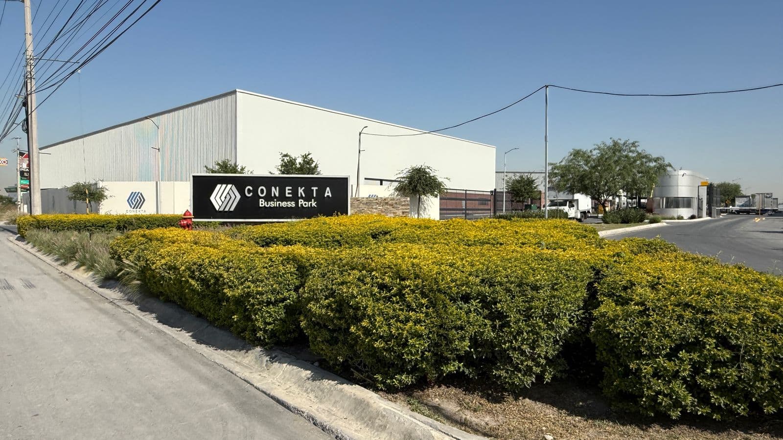 Industrial Warehouse 1,536 m² 91ea47fb-3c2e-4494-abf9-8b9fd73f6903