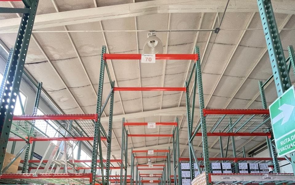 Industrial Warehouse 336 m² 31abdb0c-3e08-49a4-97d0-fd2928cecf87