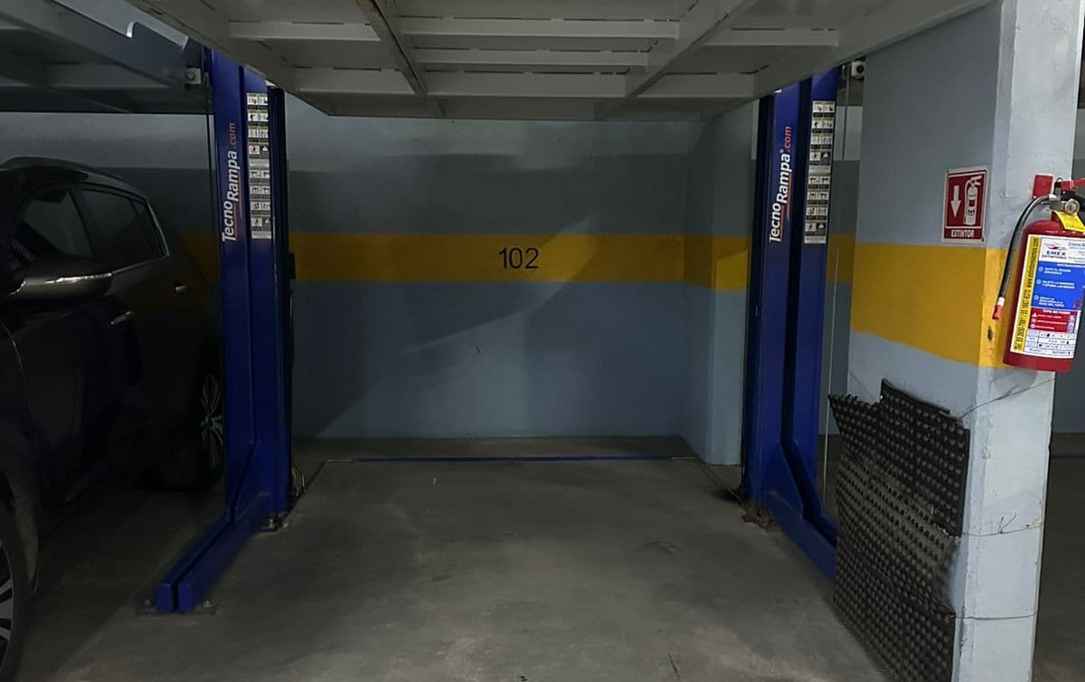 Estacionamiento 10 m² 4e4bb159-bcec-4e1f-a37b-52eca82670ee
