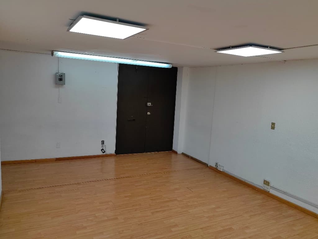 Bodega 48 m² a4010996-d805-44c4-9e31-3ed995001fe8