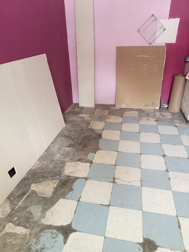 Mini-Bodega 9 m² 9ee8a6ce-e7da-4552-a155-bf172e5116b3
