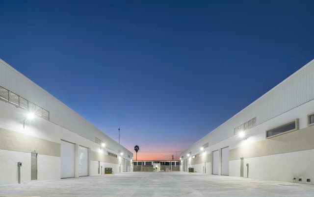 Bodega Industrial 693 m² 9691fe8e-83a7-4292-9c09-0e613ce6cb00