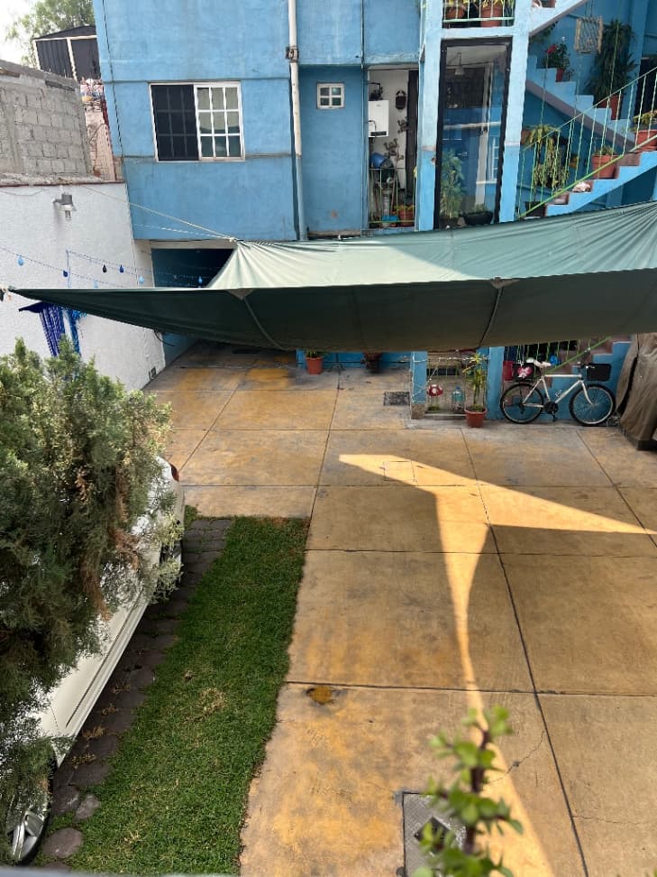 Fotografía real de un Parking que puedes rentar con SpotMe) de forma rápida y segura, ubicado en Peñón de los Baños, CDMX. - Foto 3
