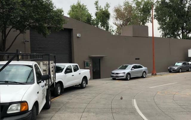 Bodega Industrial 1,000 m² 5e3a1c87-75e4-4423-accb-bb1e8075dc60