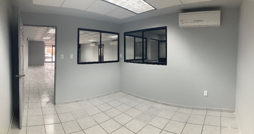Fotografía real de un Commercial Warehouse que puedes rentar con SpotMe) de forma rápida y segura, ubicado en Saltillo, Coah.. - Foto 8