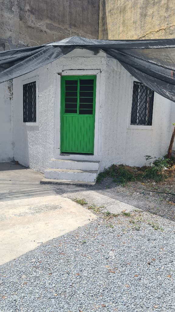 Mini-Bodega 9 m² 73d537d2-d50a-496a-8f8e-cd2ace4a2f87