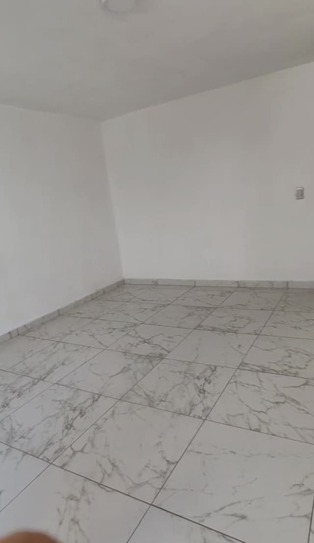 Bodega 48 m² 1e2cd1d2-4c12-4fba-af28-cb7343f3ab52