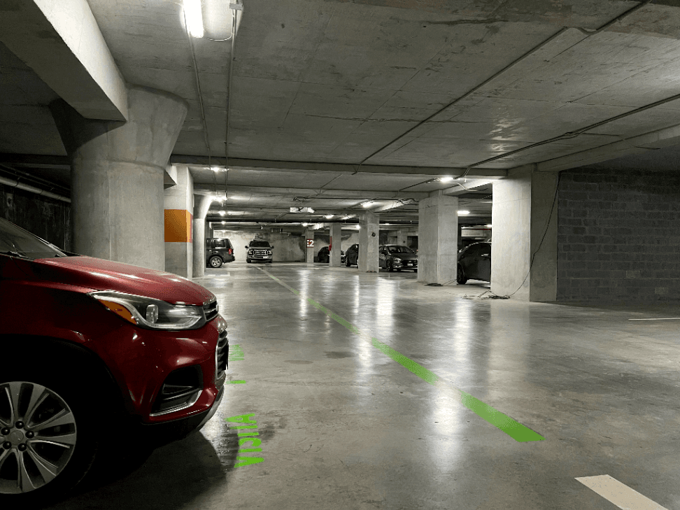 Fotografía real de un Estacionamiento que puedes rentar con SpotMe) de forma rápida y segura, ubicado en Monterrey, N.L.. - Foto 13