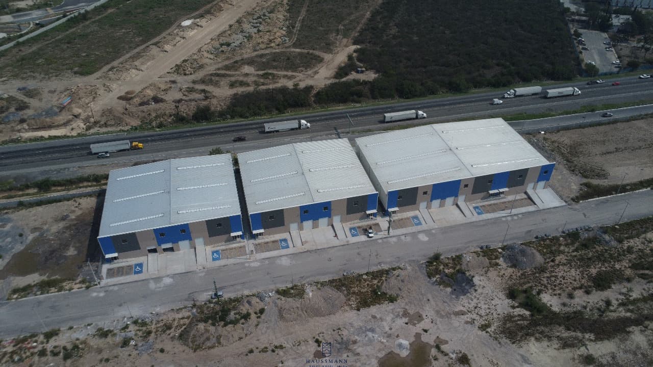 Fotografía real de un Bodega Industrial que puedes rentar con SpotMe) de forma rápida y segura, ubicado en García, Nuevo León. - Foto 1