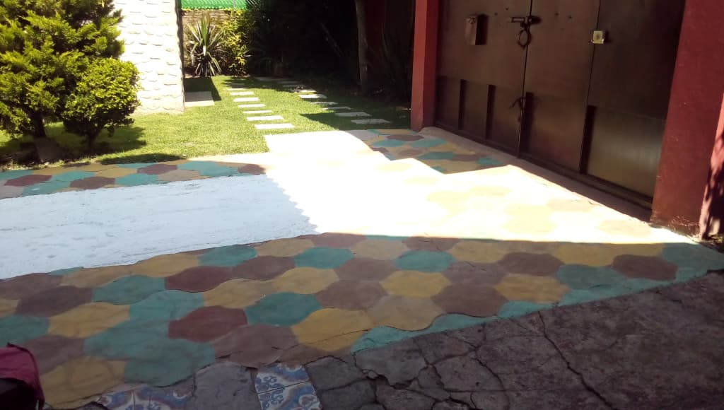 Fotografía real de un Estacionamiento que puedes rentar con SpotMe) de forma rápida y segura, ubicado en San Jerónimo Lídice, CDMX. - Foto 6