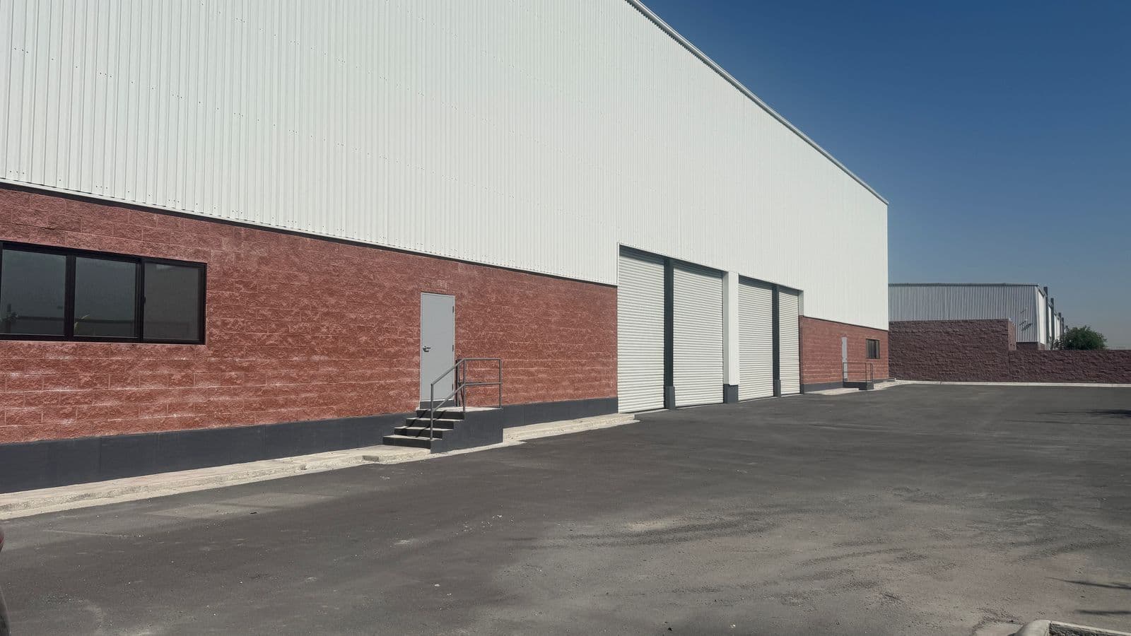 Industrial Warehouse 1,536 m² 91ea47fb-3c2e-4494-abf9-8b9fd73f6903