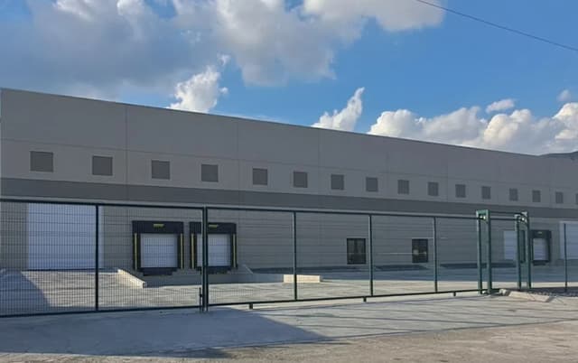 Nave Industrial 4,933 m² aecc0251-fa65-4a1c-a3c4-8324942d5710