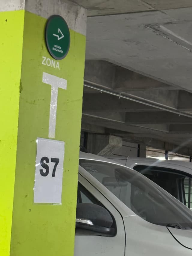 Mini-Bodega 23 m² 8b631792-22a3-4183-9f6f-ca62baead75f
