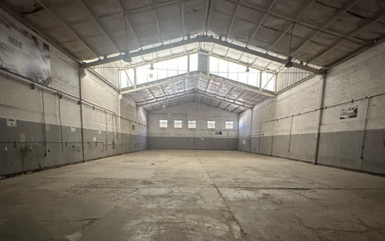 Warehouse 765 m² 311e8e2b-5f5b-45a0-80ae-6e11ba35fc59