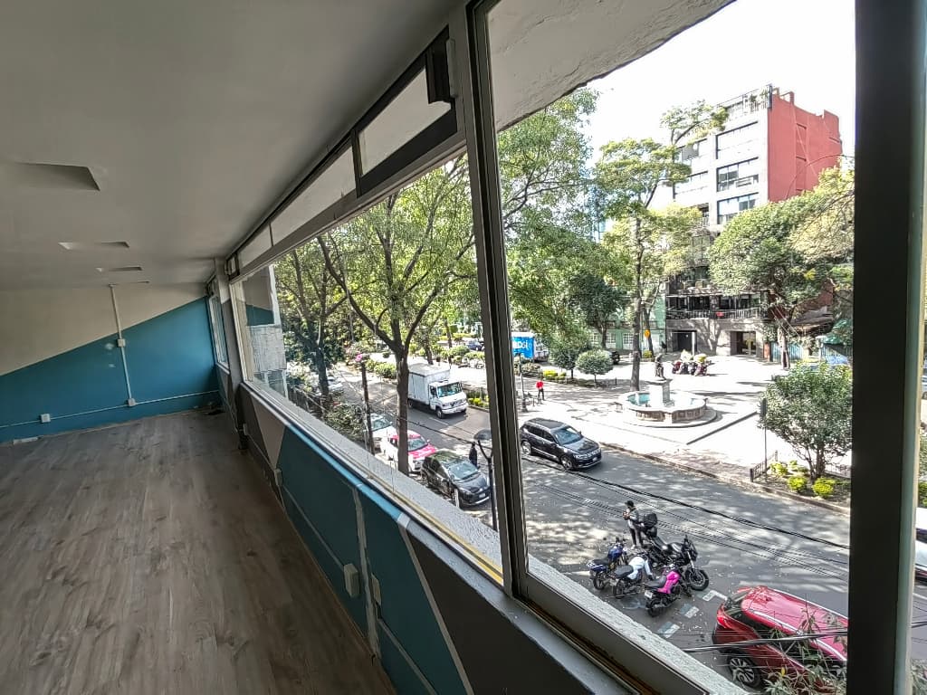 Warehouse 90 m² 81f3d816-6ca1-41aa-81c2-385e52bb4a51