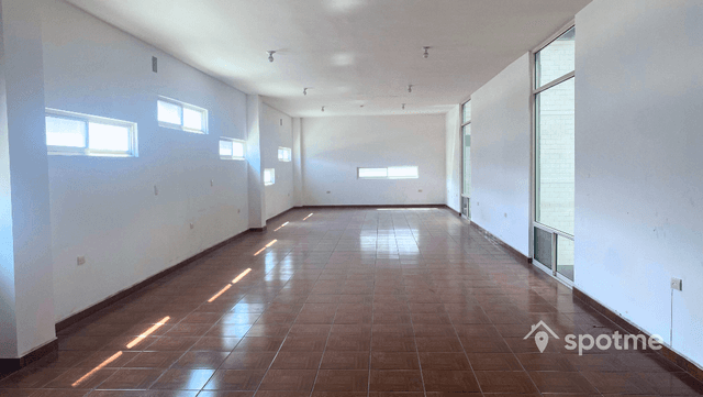 Bodega Comercial 884 m² 110b175a-c459-41ed-84d2-fe7599545c1c