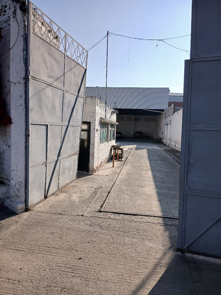 Fotografía real de un Bodega Industrial que puedes rentar con SpotMe) de forma rápida y segura, ubicado en San Pedro Cahro, Mich.. - Foto 5