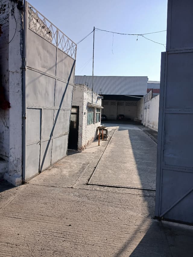 Bodega Industrial 909 m² f77d9038-6d39-45ad-b18a-5cbc37281dbb