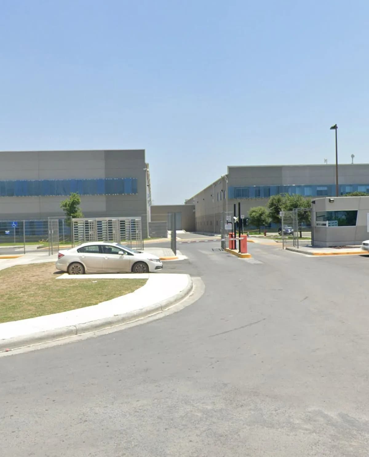 Fotografía real de un Industrial Unit que puedes rentar con SpotMe) de forma rápida y segura, ubicado en Guadalupe, N.L.. - Foto 2