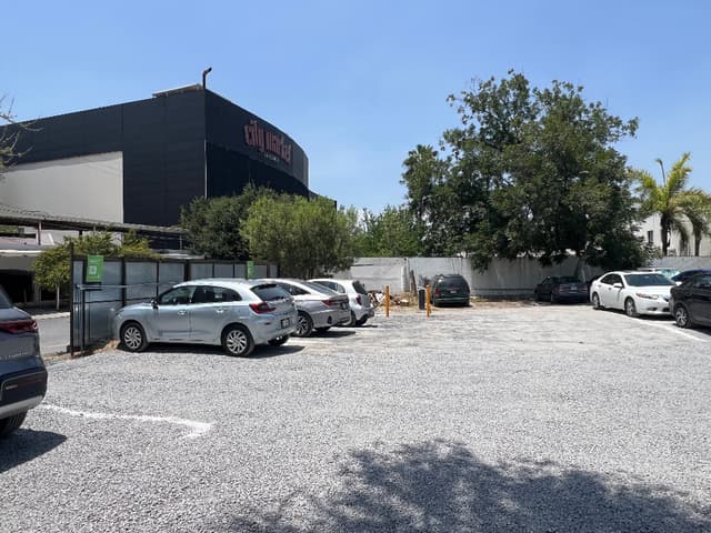 Estacionamiento 13 m² 8236f53e-5d43-4f3b-977d-65dfbe4283ea