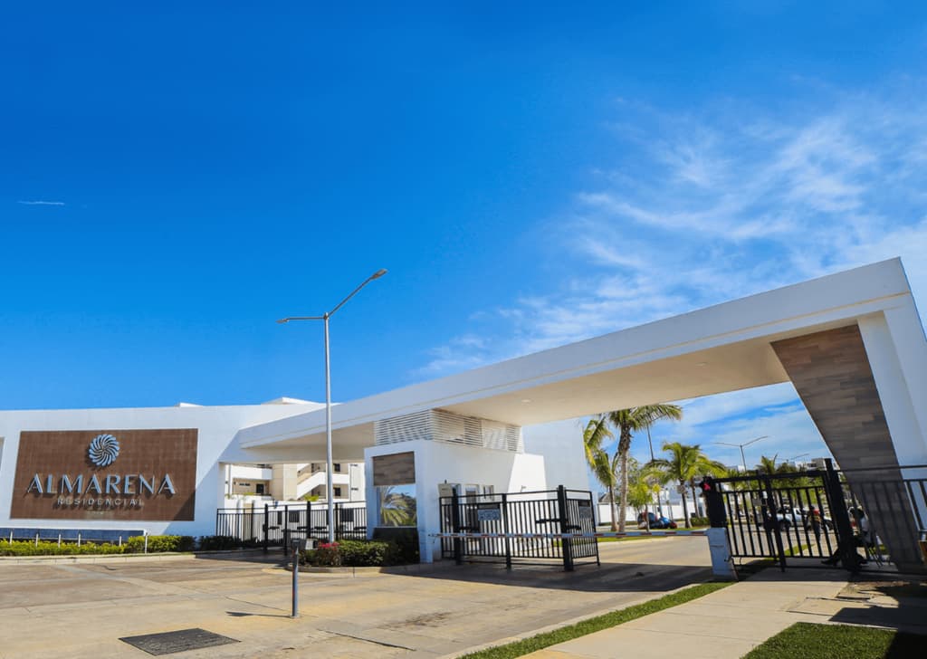 Fotografía real de un Estacionamiento que puedes rentar con SpotMe) de forma rápida y segura, ubicado en Mazatlan , Sinaloa . - Foto 4