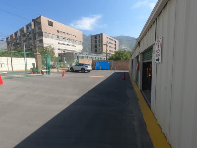 Mini-Bodega 55 m² 9c17f320-a988-4765-8f0f-941bb6e481bd